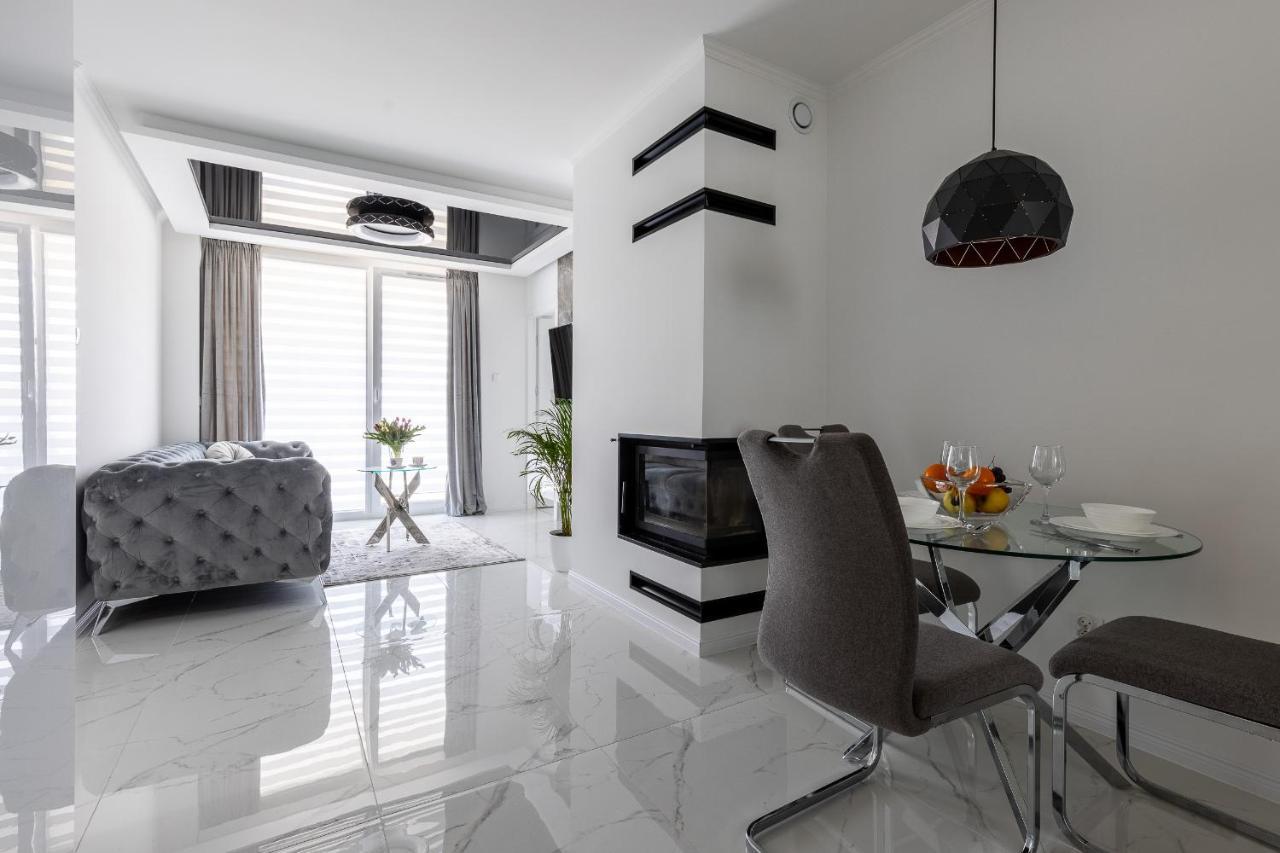 Apartament z basenem i kominkiem ,,baltic sun” Sztutowo Zewnętrze zdjęcie