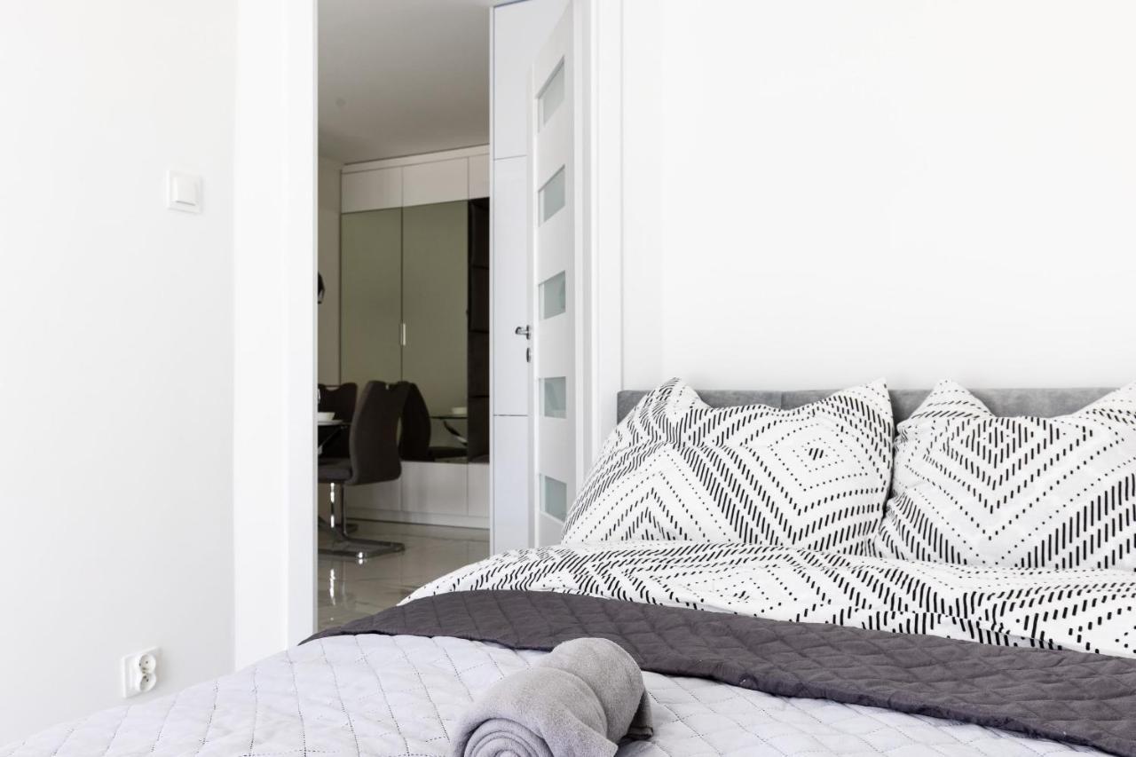 Apartament z basenem i kominkiem ,,baltic sun” Sztutowo Zewnętrze zdjęcie